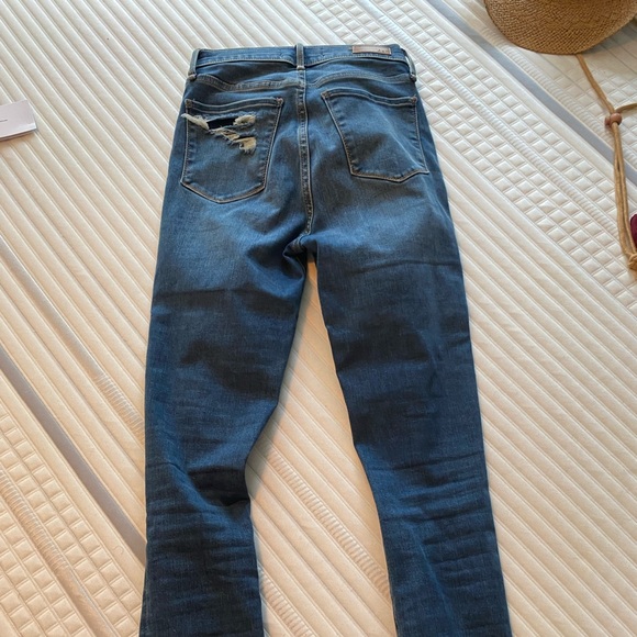 Abercrombie skinny high rise distressed size 24 - Picture 2 of 2